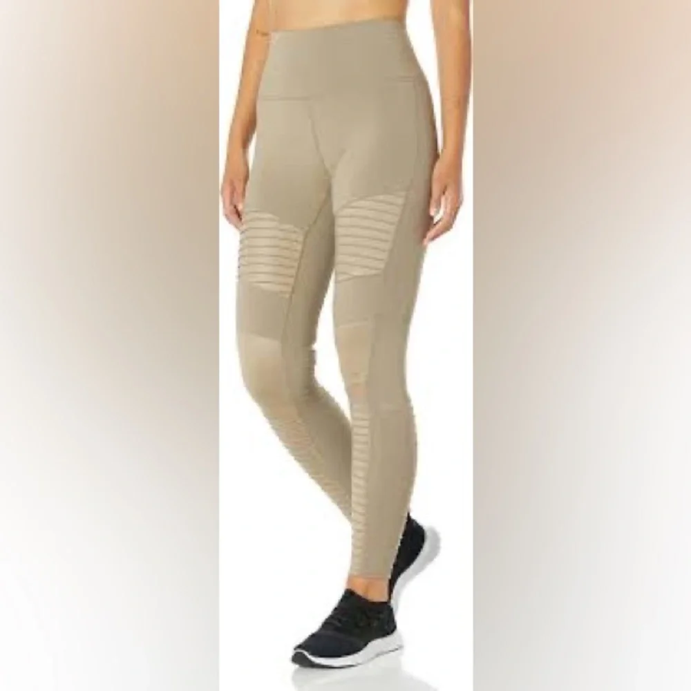 ALO Yoga High-Waist Moto Legging Gravel Medium - Picture 3 of 9